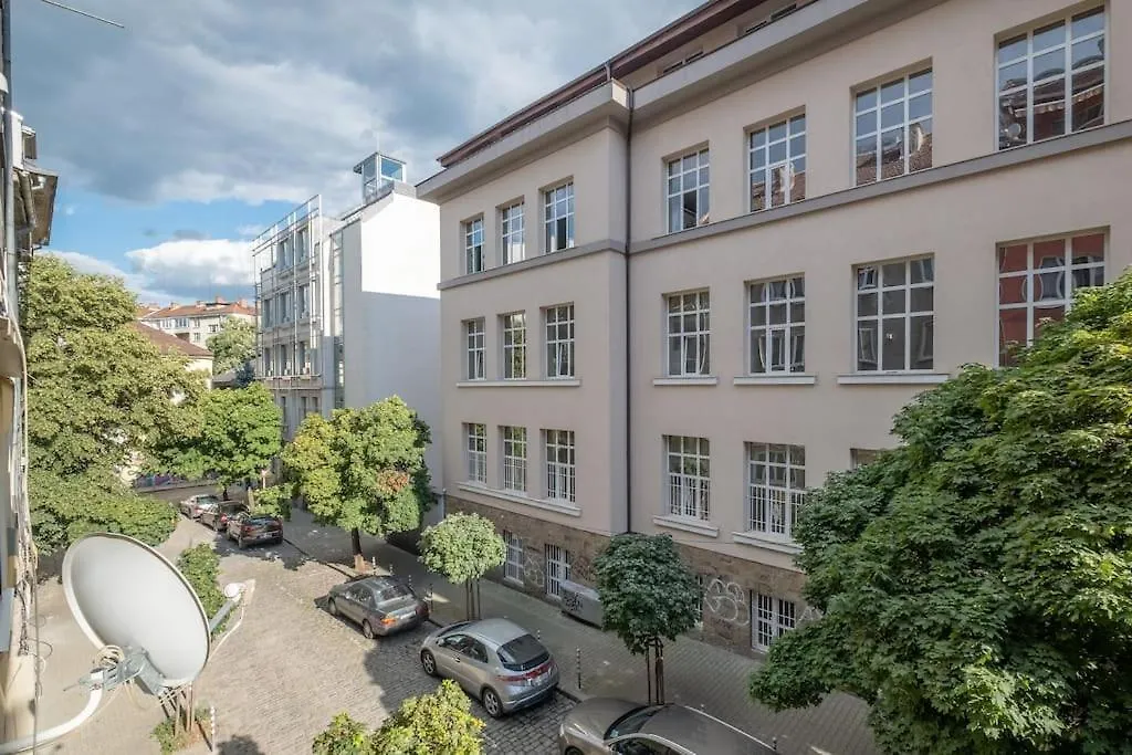 Apartment Gorgeous 2 Bdrm Fully Equipped Flat, Top Location Sofia