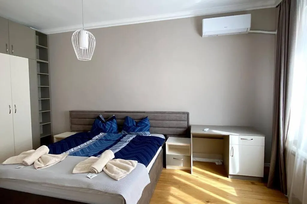 Apartment Gorgeous 2 Bdrm Fully Equipped Flat, Top Location Sofia Bulgaria