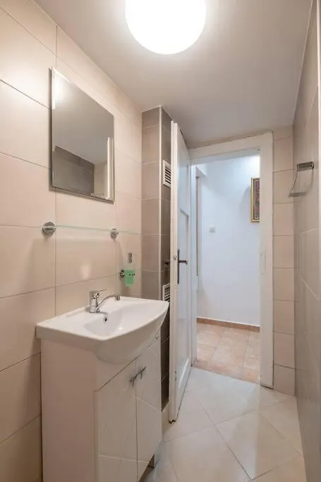 Gorgeous 2 Bdrm Fully Equipped Flat, Top Location Sofia
